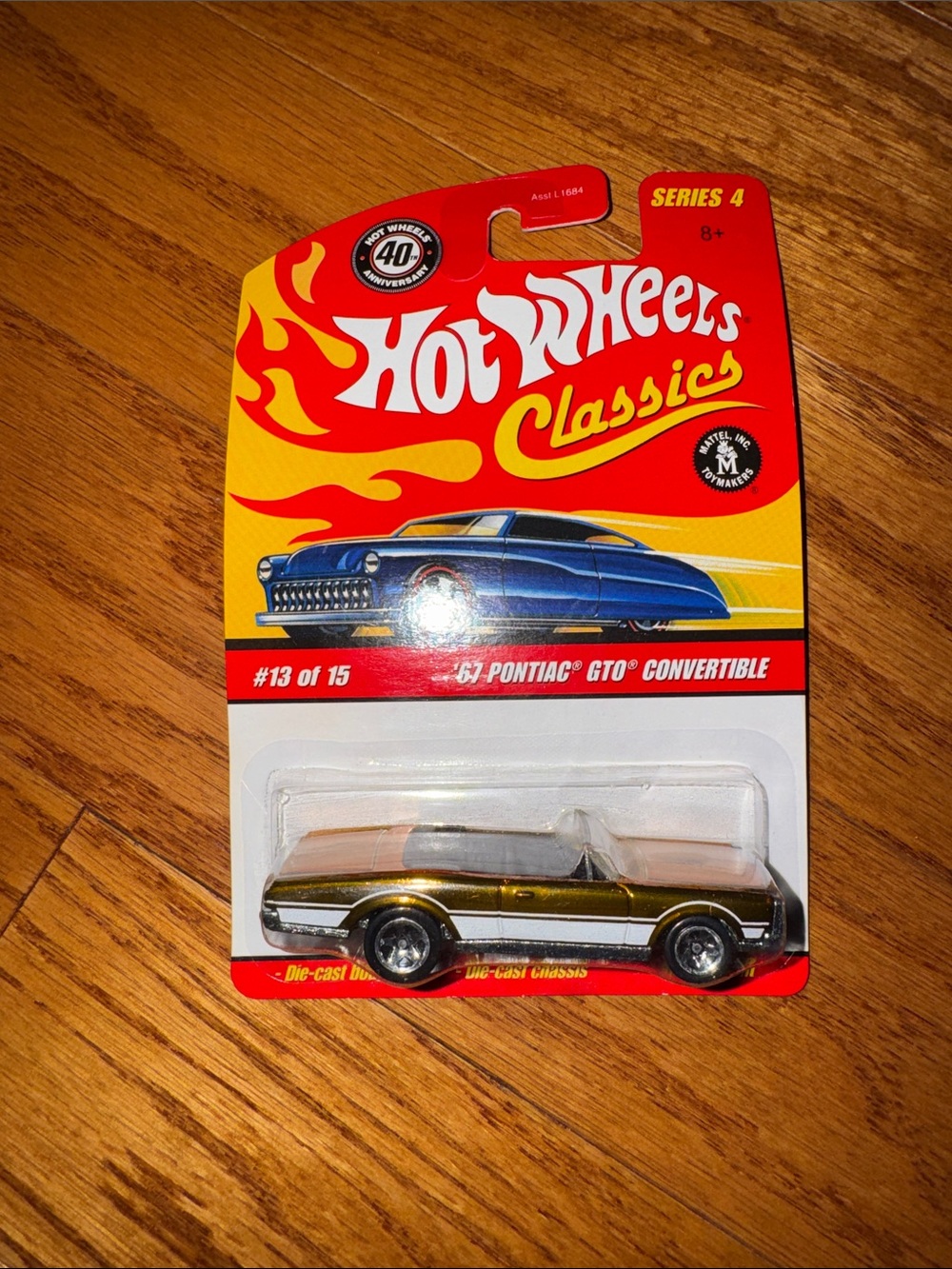 Hot Wheels Classics 1967 Pontiac GTO 2008 Die cast 1:64 Special Paint